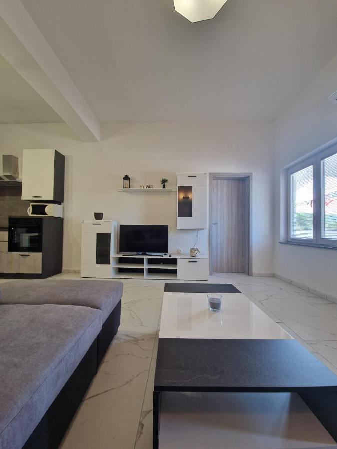Apartman Ivan Kruševo Exterior foto
